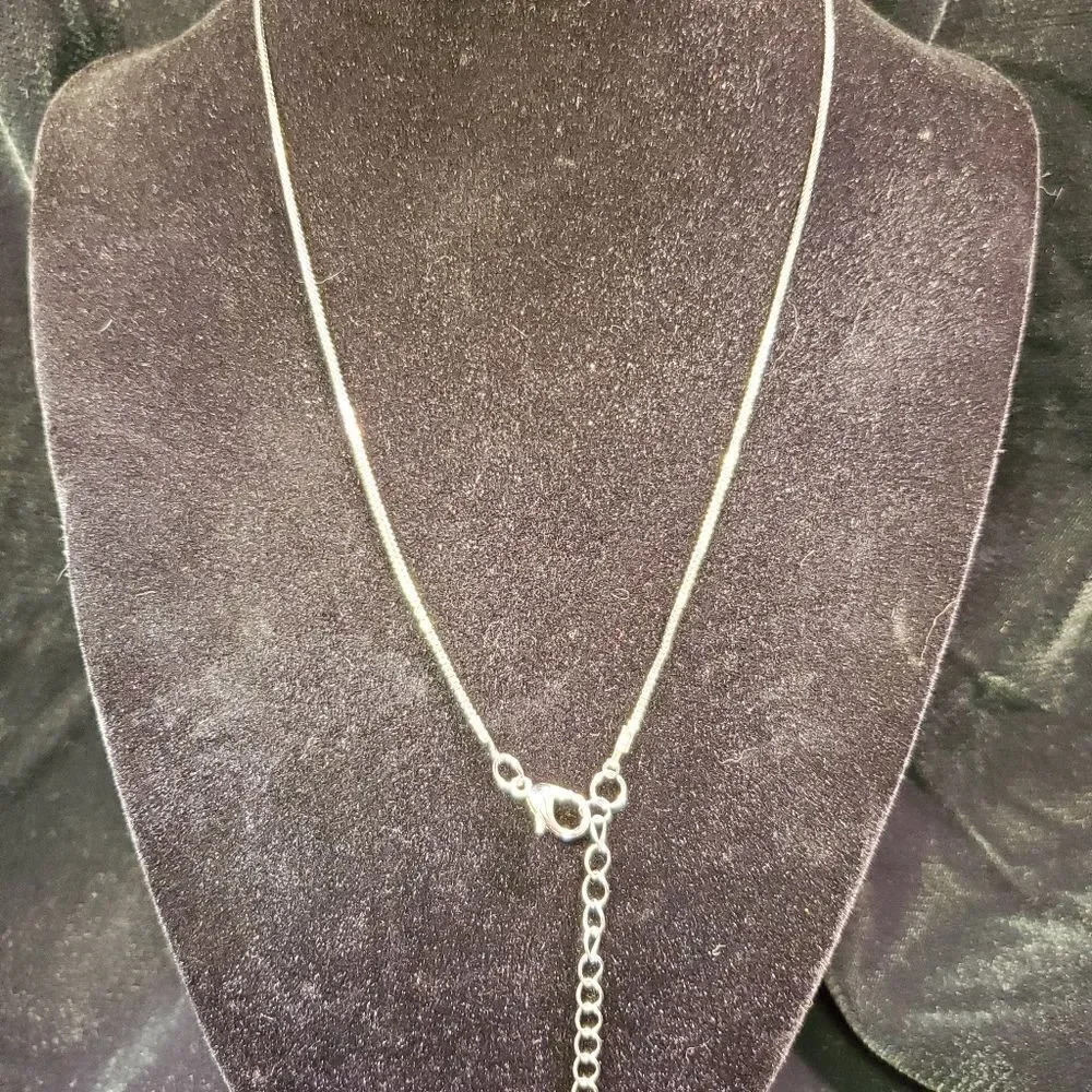 0242. Sweet, Solid, 925 Sterling Silver, Floating 💗 Heart ~ Clavicle Pendant~💝 - Picture 6 of 6